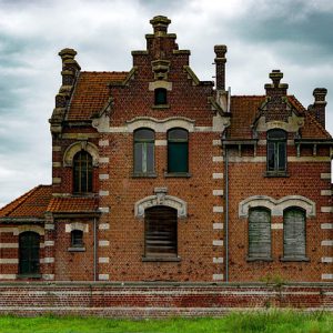 abandoned-6562940_640